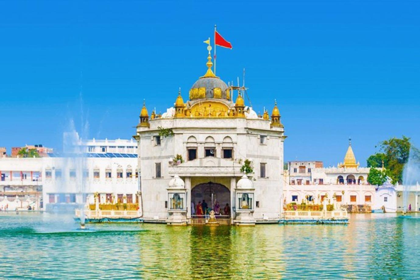 Hotel Rv Golden Amritsar Exterior photo